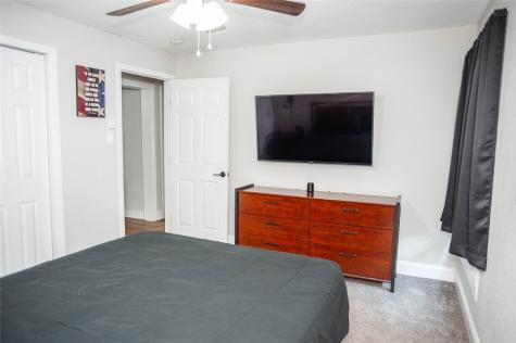 212 Penn Street Waxahachie TX 75165