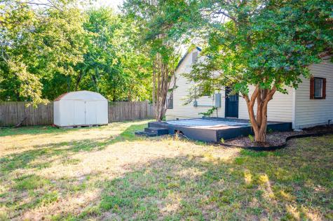 212 Penn Street Waxahachie TX 75165