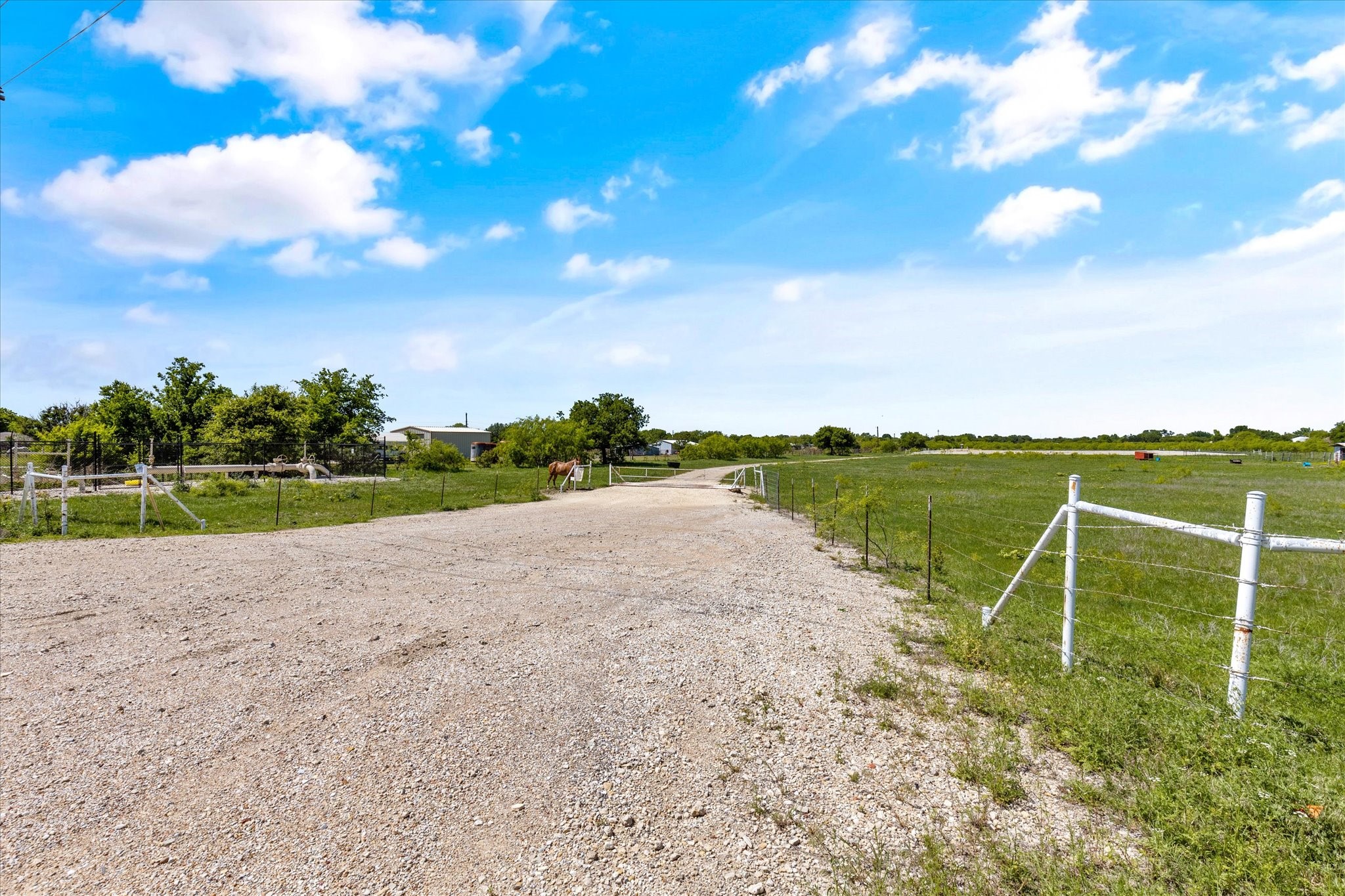 2620 County Road 920 Crowley TX 76036