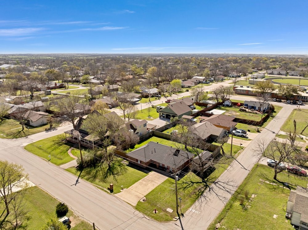 1010 Bolivar Street Sanger TX 76266