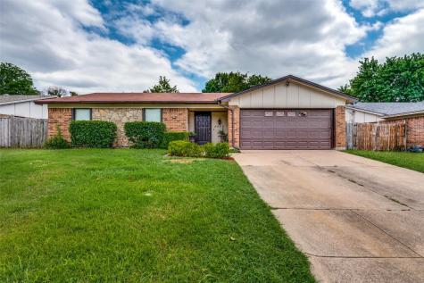 2429 Wilmer Drive Grand Prairie TX 75052