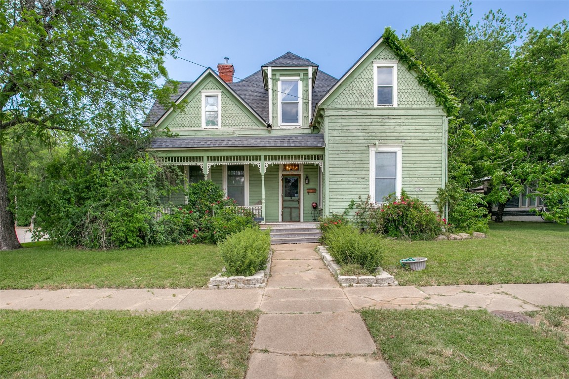816 SW 4th Avenue Mineral Wells TX 76067