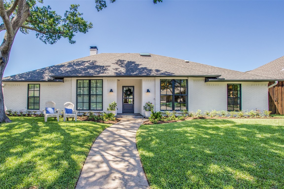 9447 Hilldale Drive Dallas TX 75231