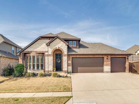 413 Oakcrest Drive Justin TX 76247