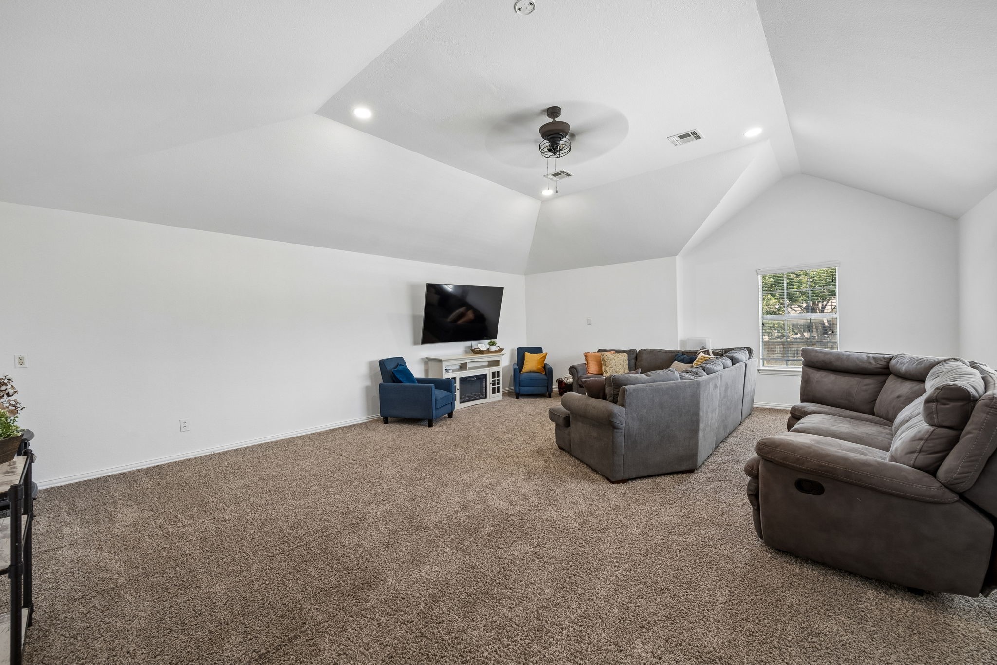 750 Peco Street Lantana TX 76226