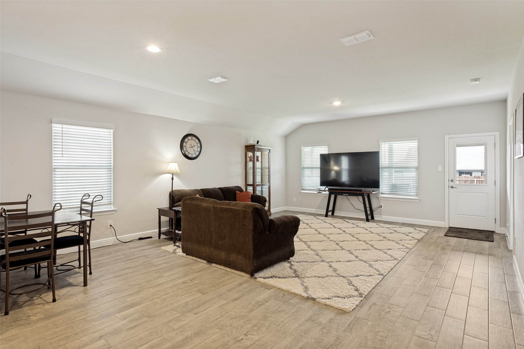 737 Trinity Park Trail Alvarado TX 76009