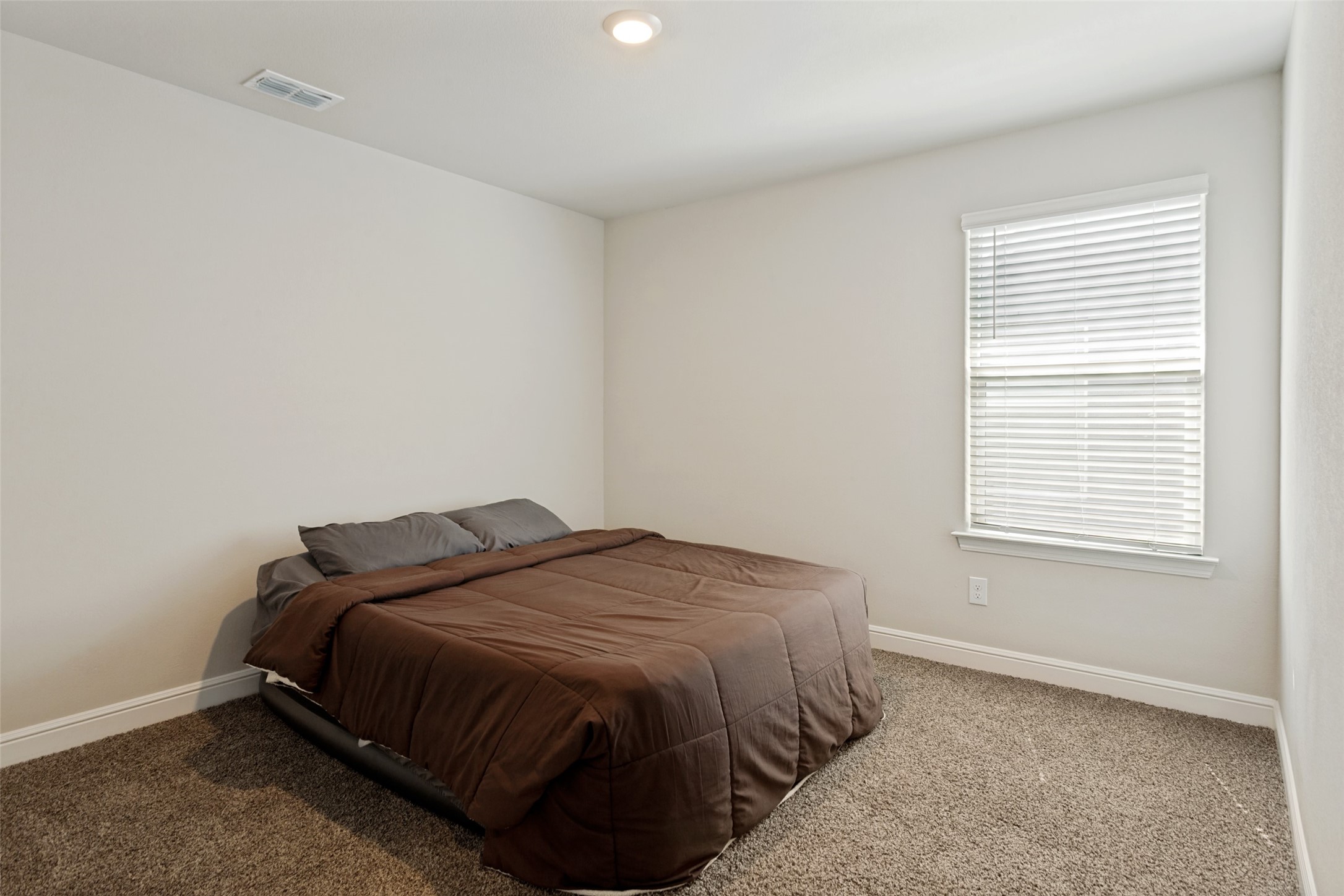 737 Trinity Park Trail Alvarado TX 76009