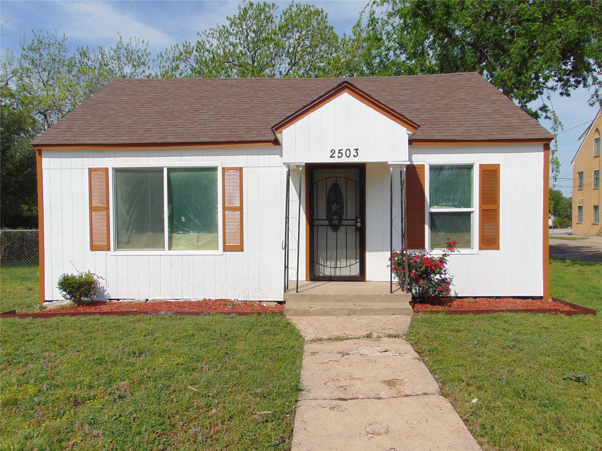 2503 S Marsalis Avenue Dallas TX 75216