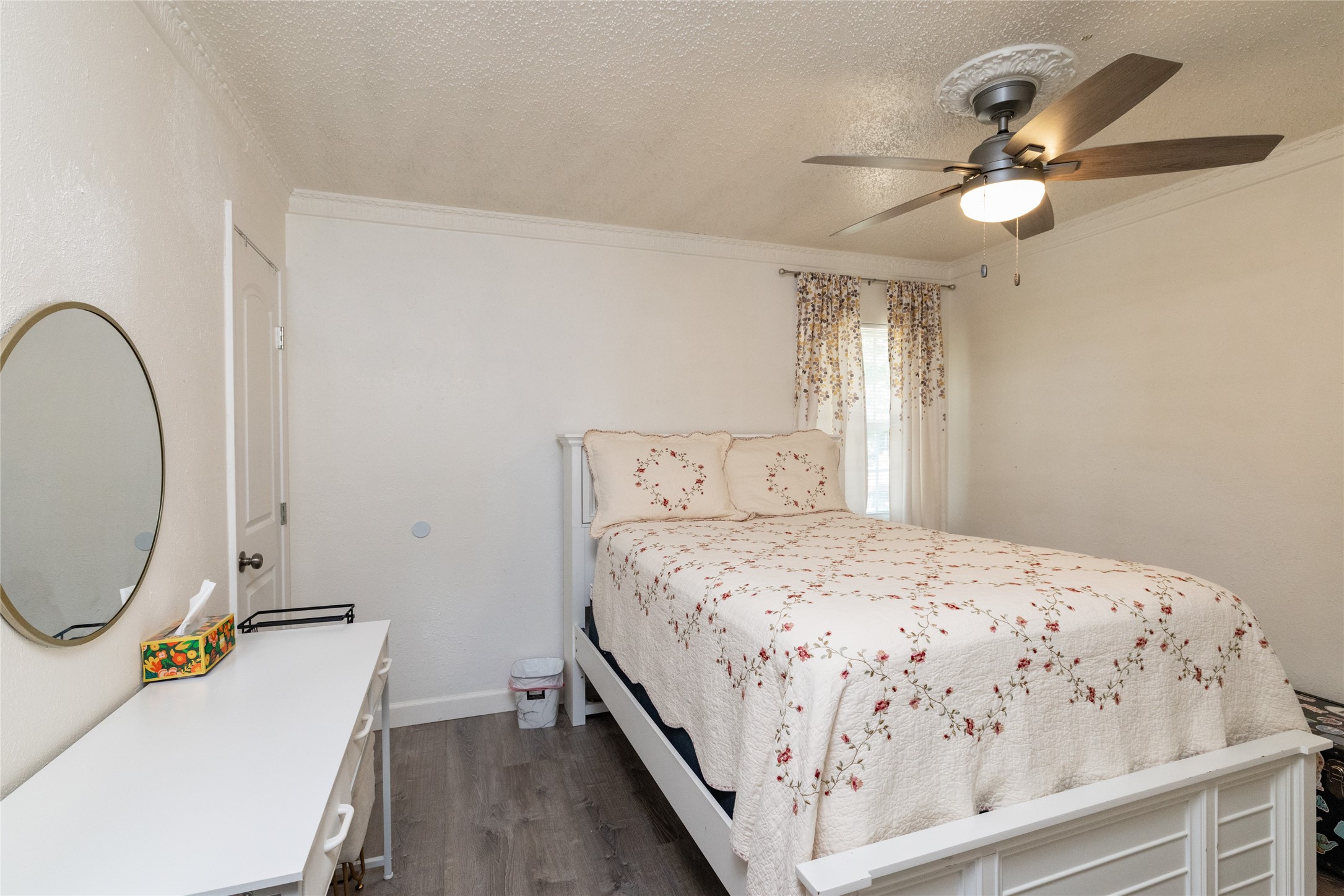 812 Denton Drive Euless TX 76039