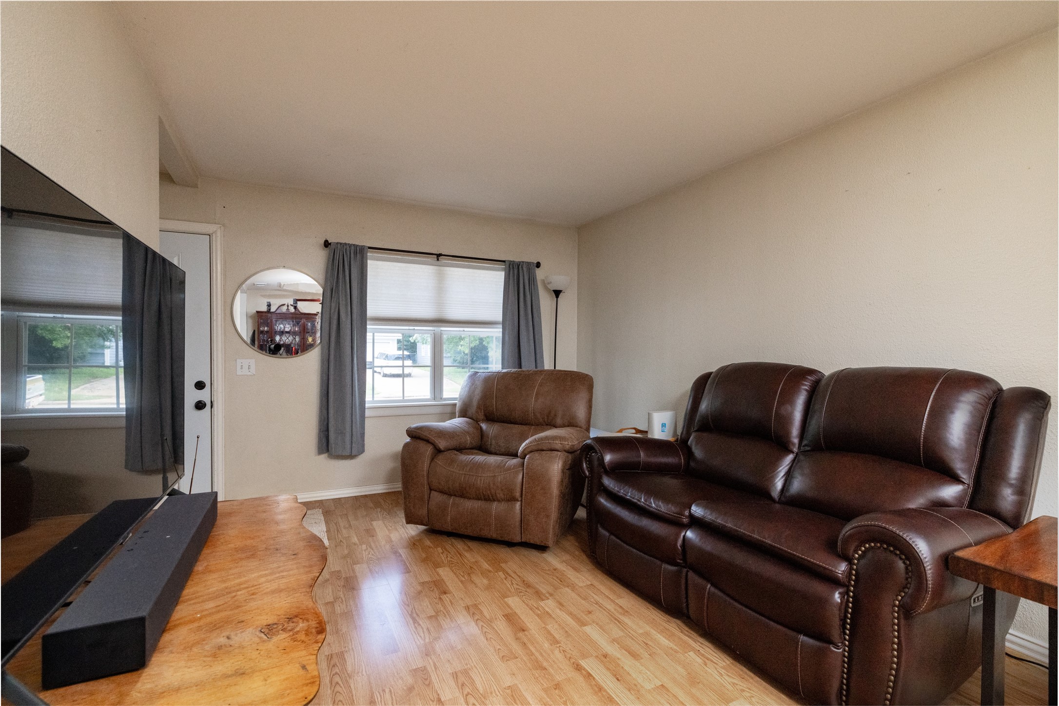 812 Denton Drive Euless TX 76039