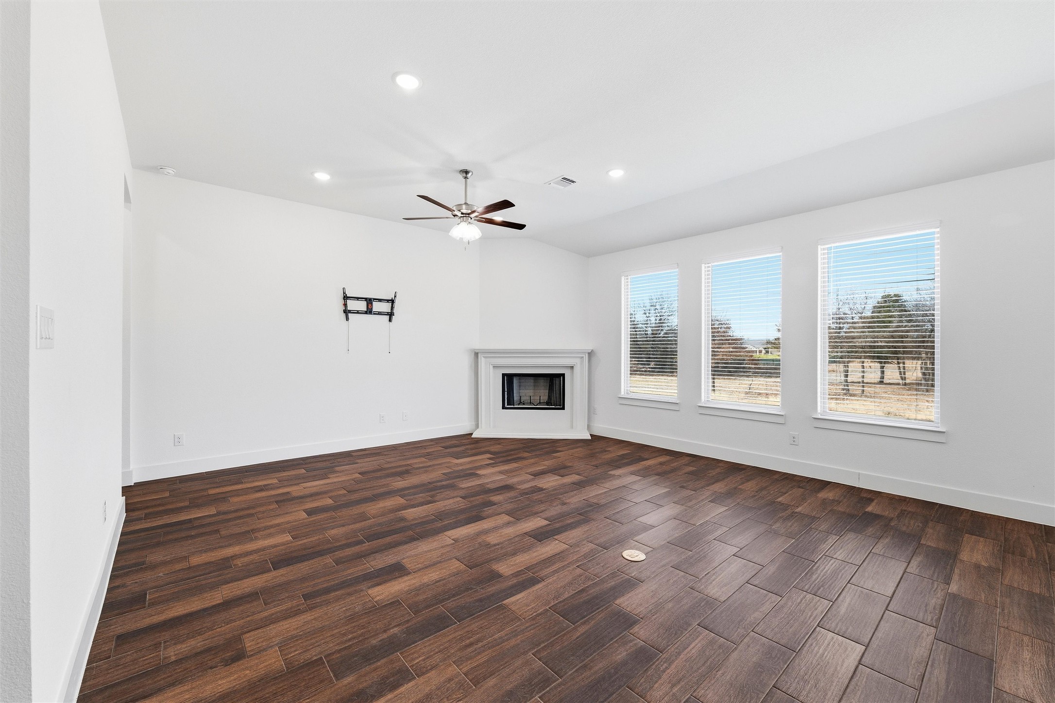 219 County Road 4690 Boyd TX 76023