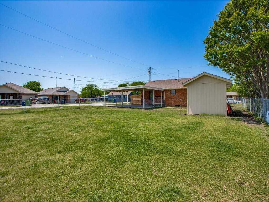 500 N 5th Street Gunter TX 75058