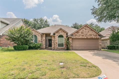 6115 Pinwood Circle Arlington TX 76001
