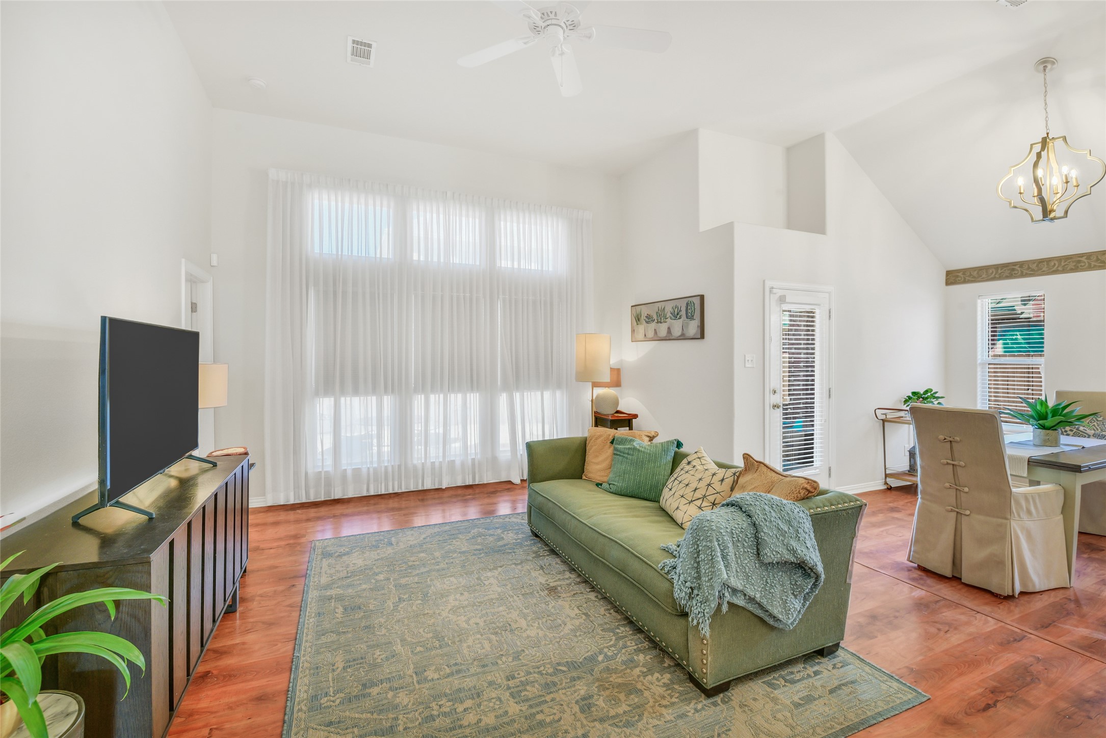 6216 Gillispie Drive Fort Worth TX 76132