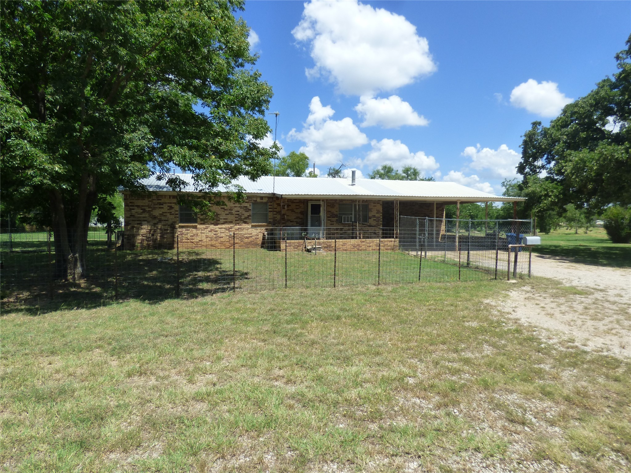 309 E 10th Street Cisco TX 76437