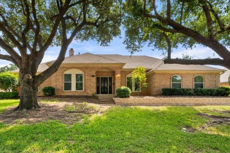 2005 Lake Country Drive Arlington TX 76012