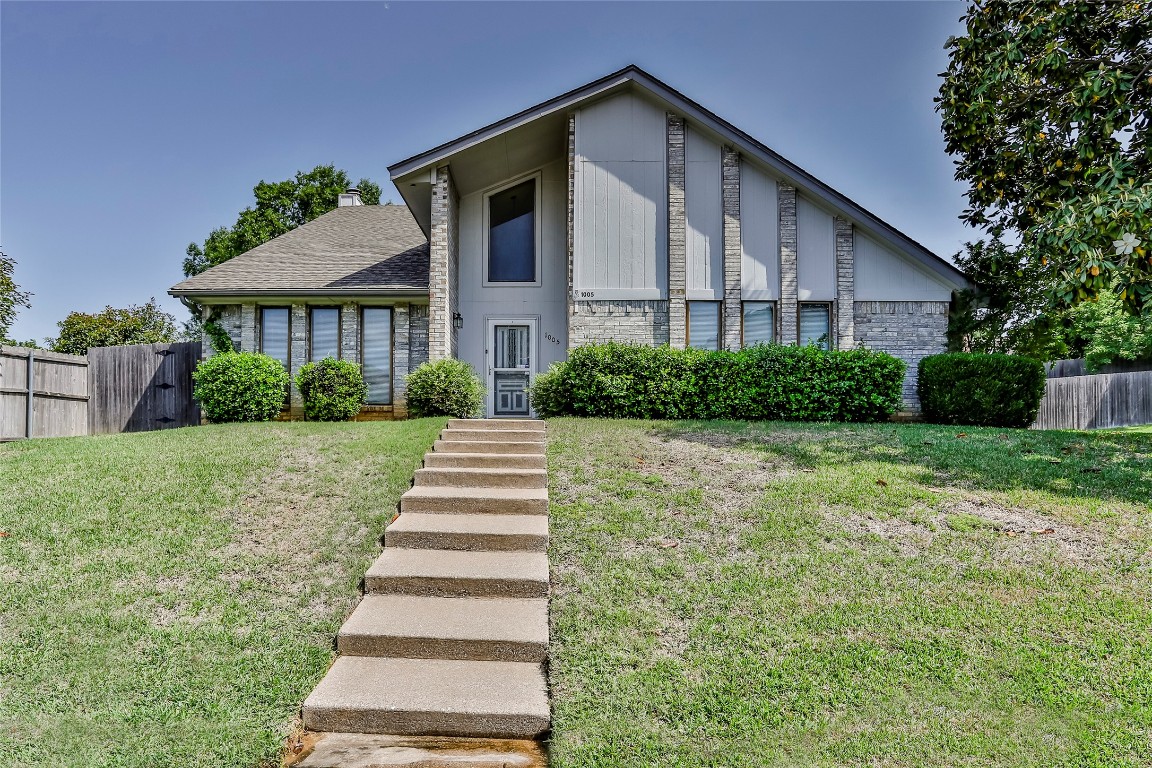 1005 Timber View Drive Bedford TX 76021