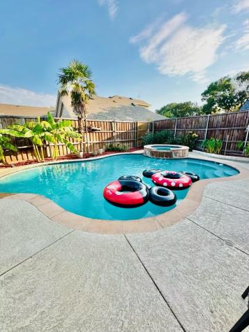 2016 Postwood Court Corinth TX 76210