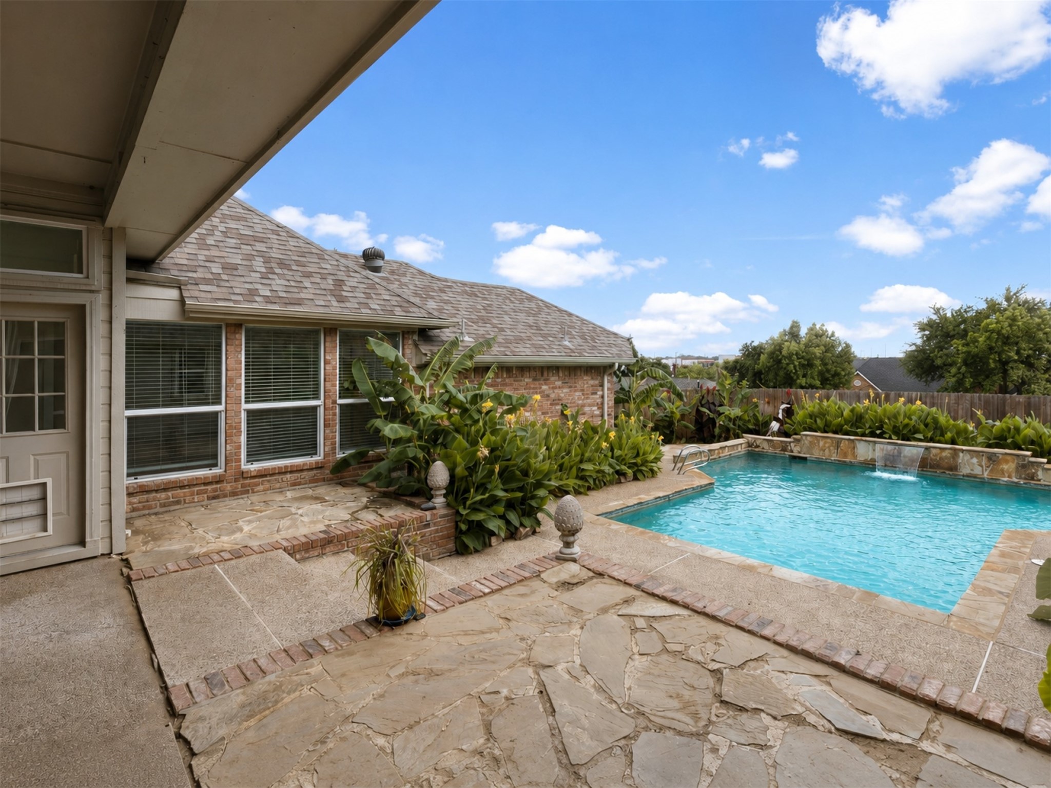 1003 N Wiltshire Drive Carrollton TX 75007