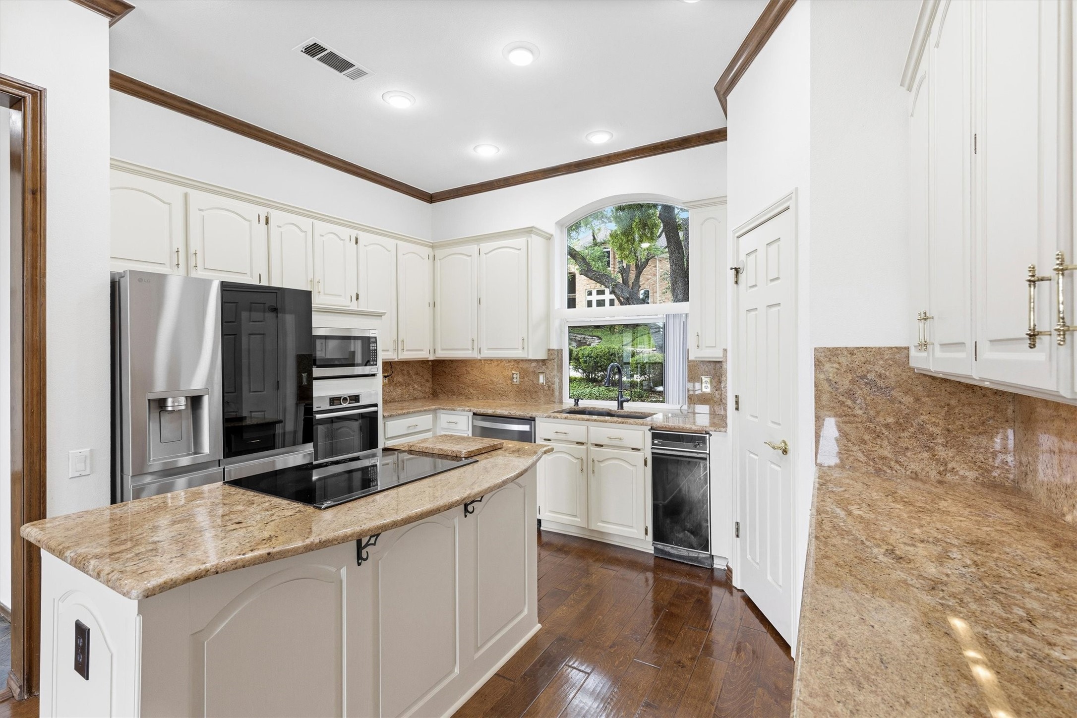 1003 N Wiltshire Drive Carrollton TX 75007
