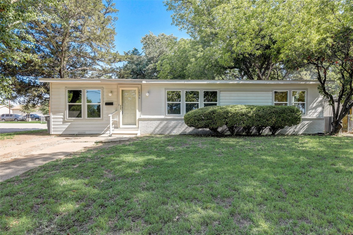 1536 Barcus Circle Fort Worth TX 76134