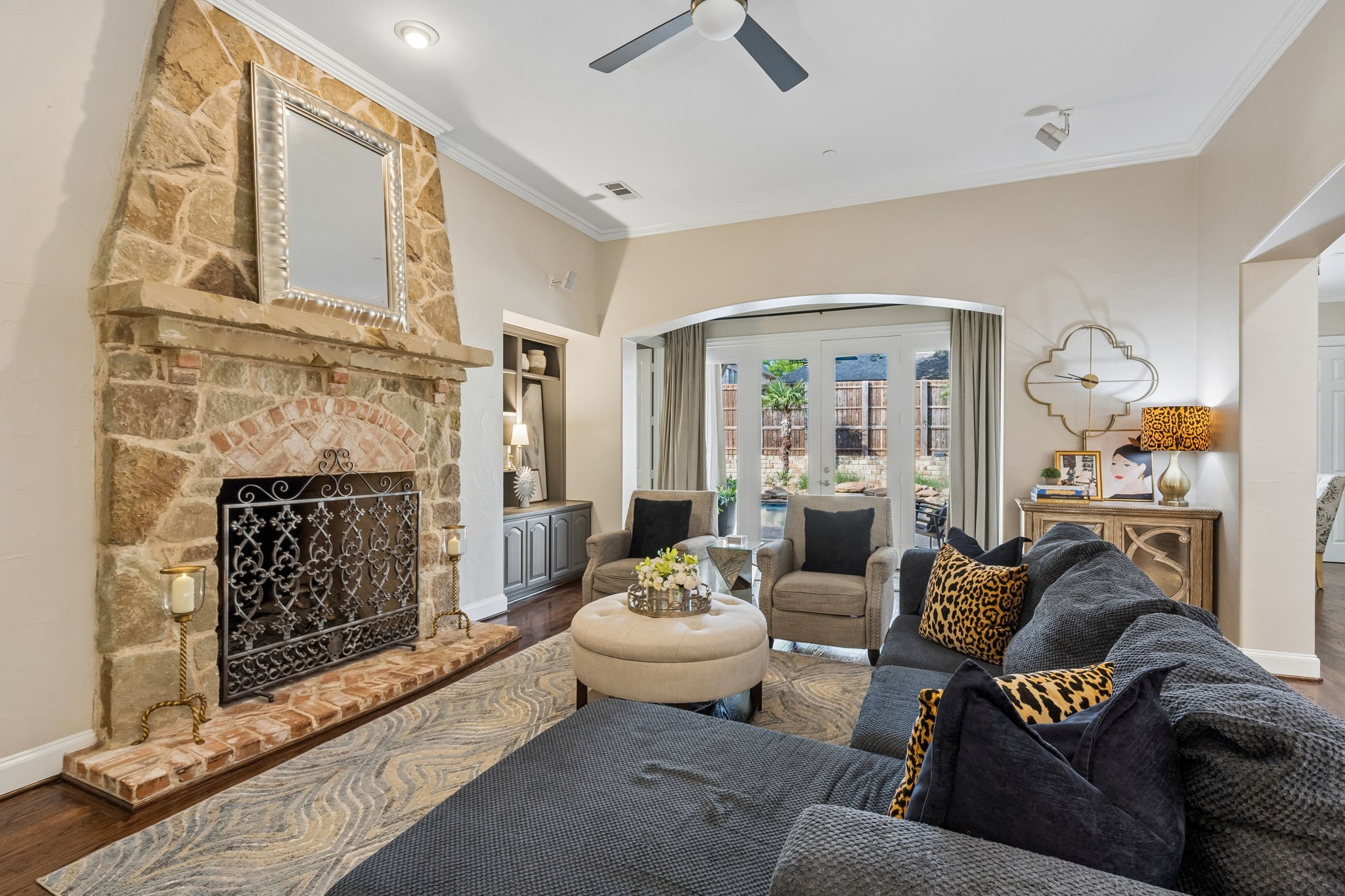 5880 Shady Oaks Drive Frisco TX 75034