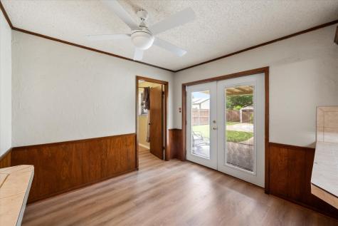 200 W Garrity Street Corsicana TX 75110