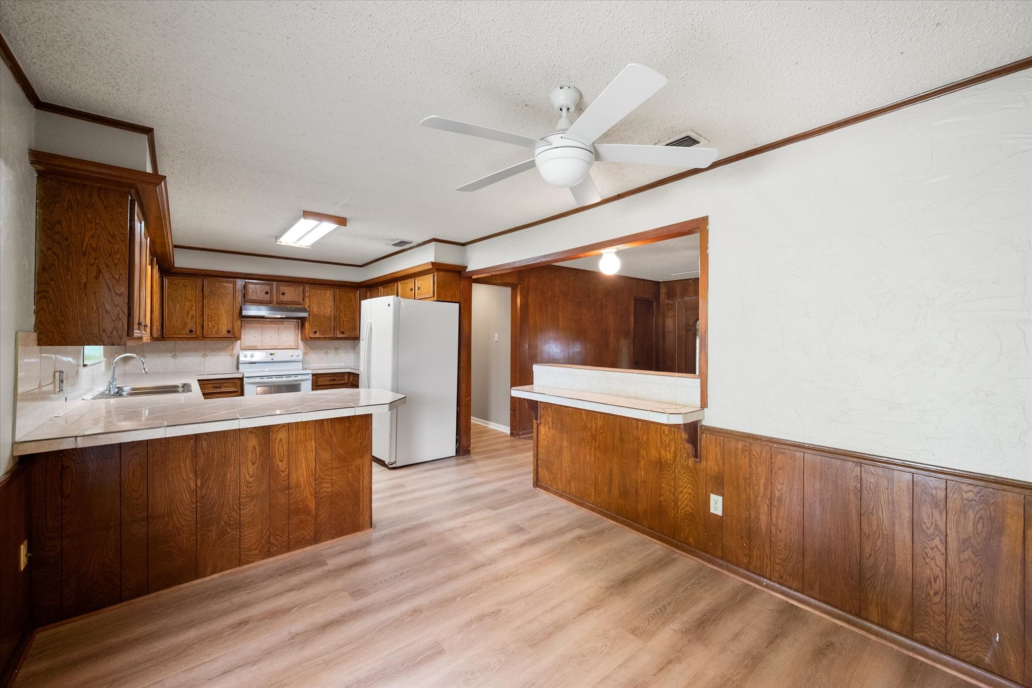 200 W Garrity Street Corsicana TX 75110
