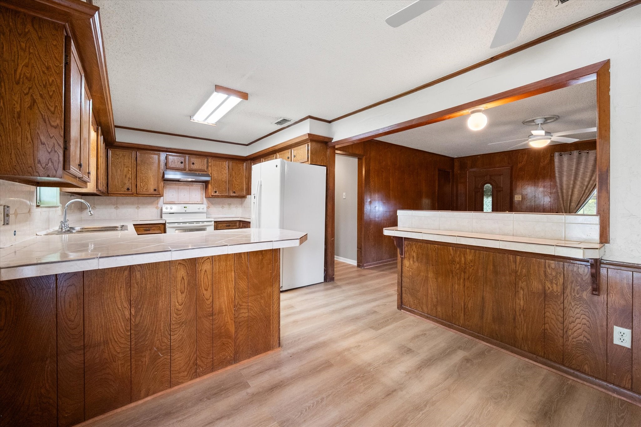 200 W Garrity Street Corsicana TX 75110