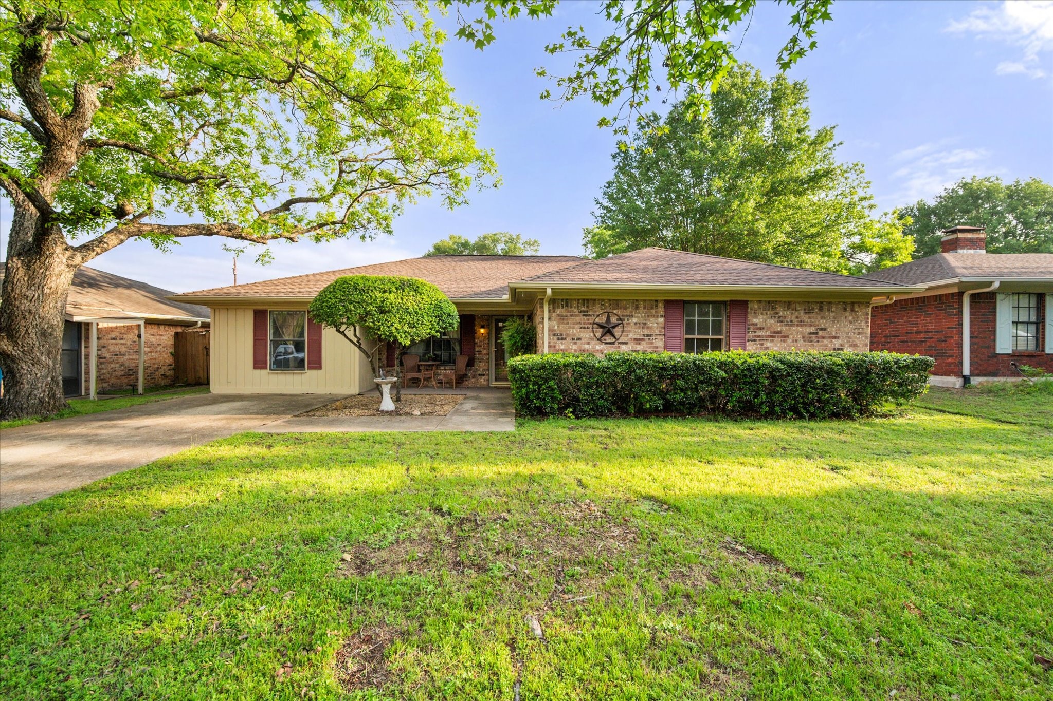 200 W Garrity Street Corsicana TX 75110