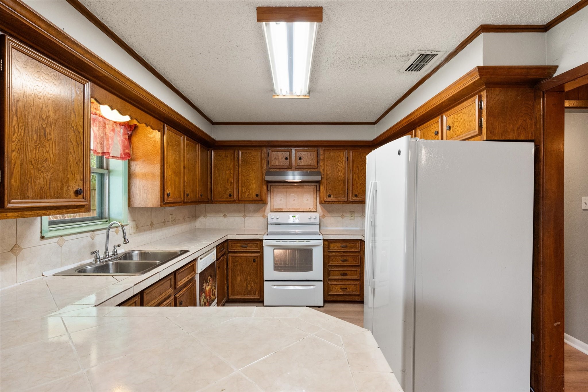 200 W Garrity Street Corsicana TX 75110