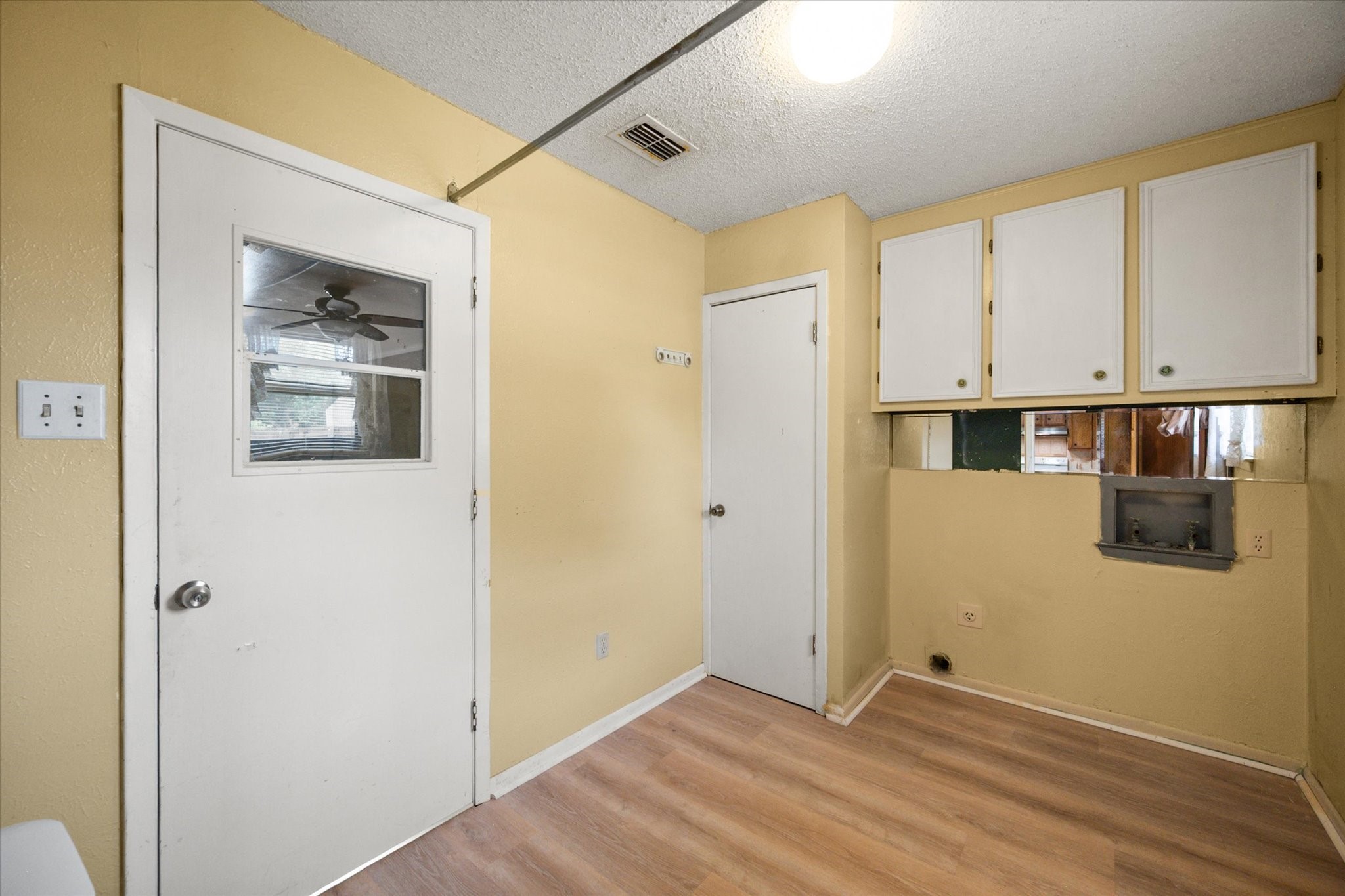 200 W Garrity Street Corsicana TX 75110