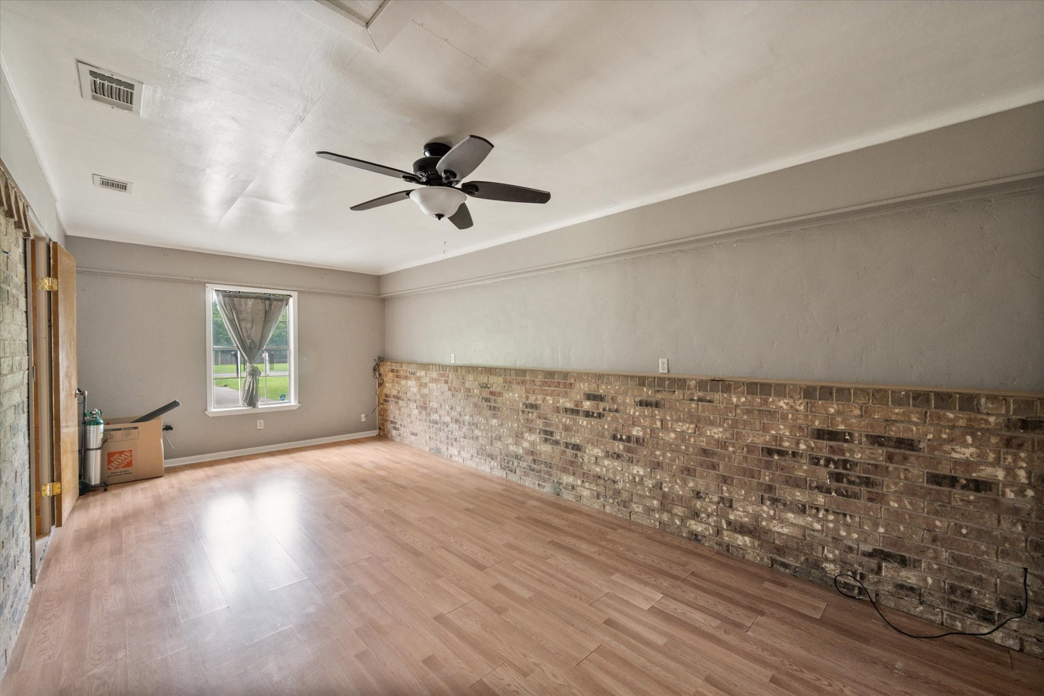 200 W Garrity Street Corsicana TX 75110