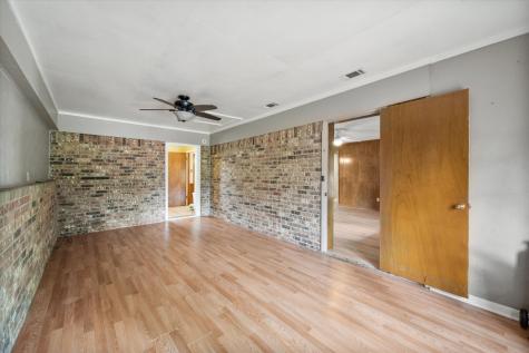 200 W Garrity Street Corsicana TX 75110