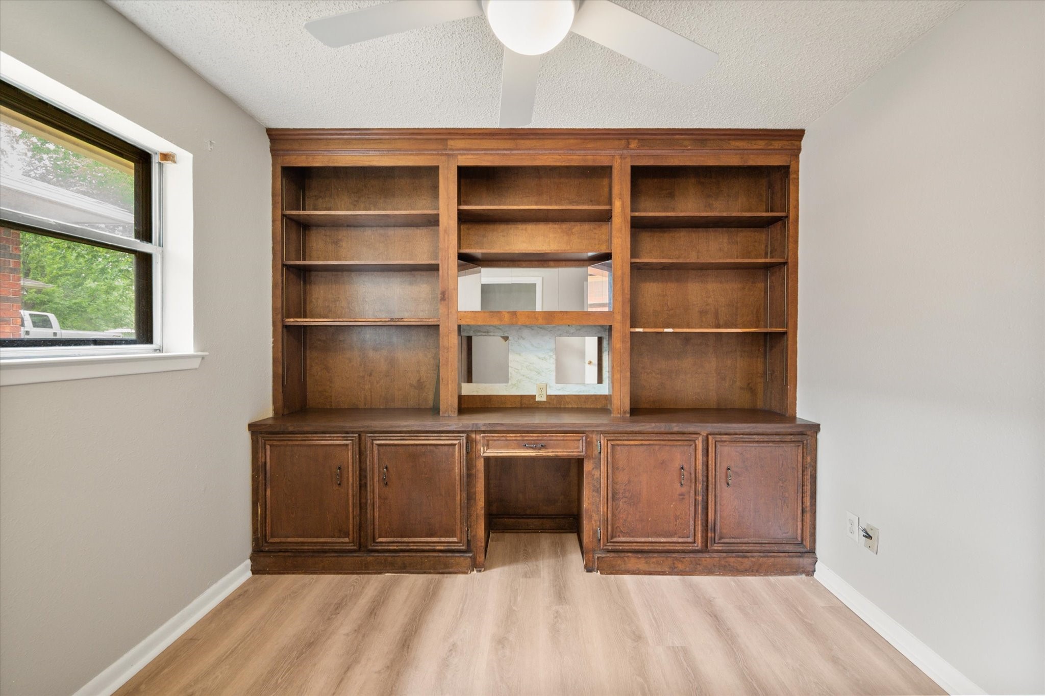 200 W Garrity Street Corsicana TX 75110
