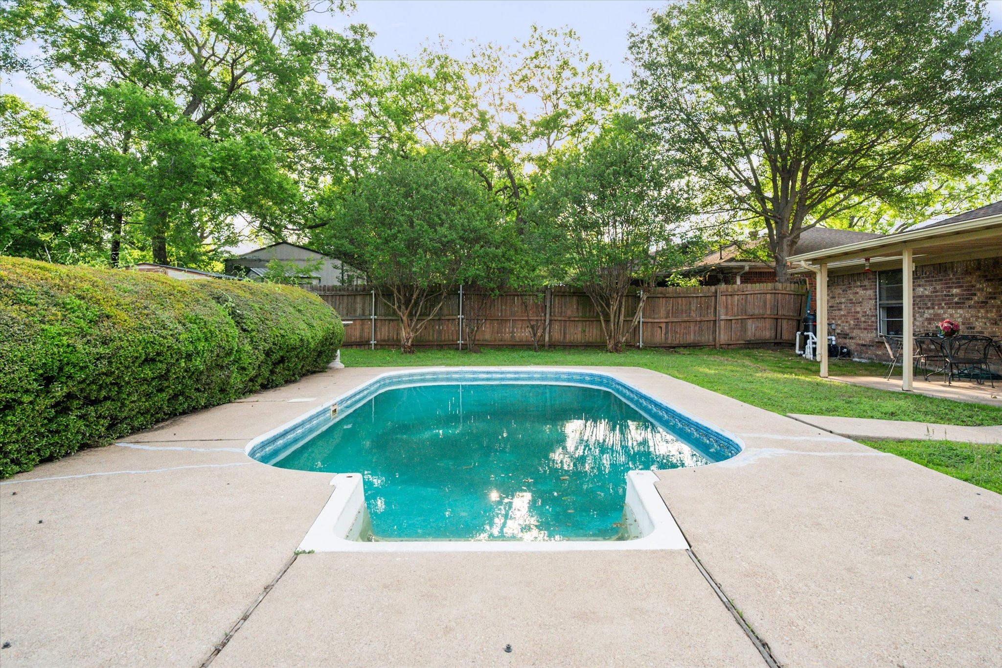 200 W Garrity Street Corsicana TX 75110