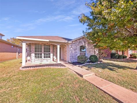 2217 Montrose Lane Lancaster TX 75134