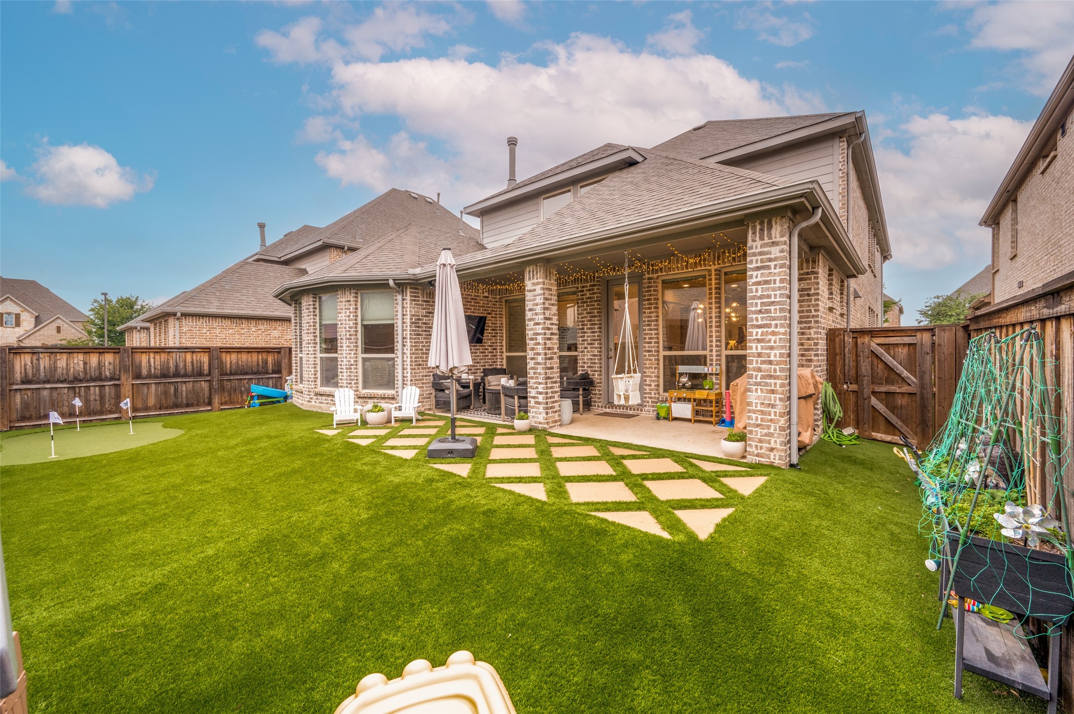 126 Darbonne Lane Irving TX 75039