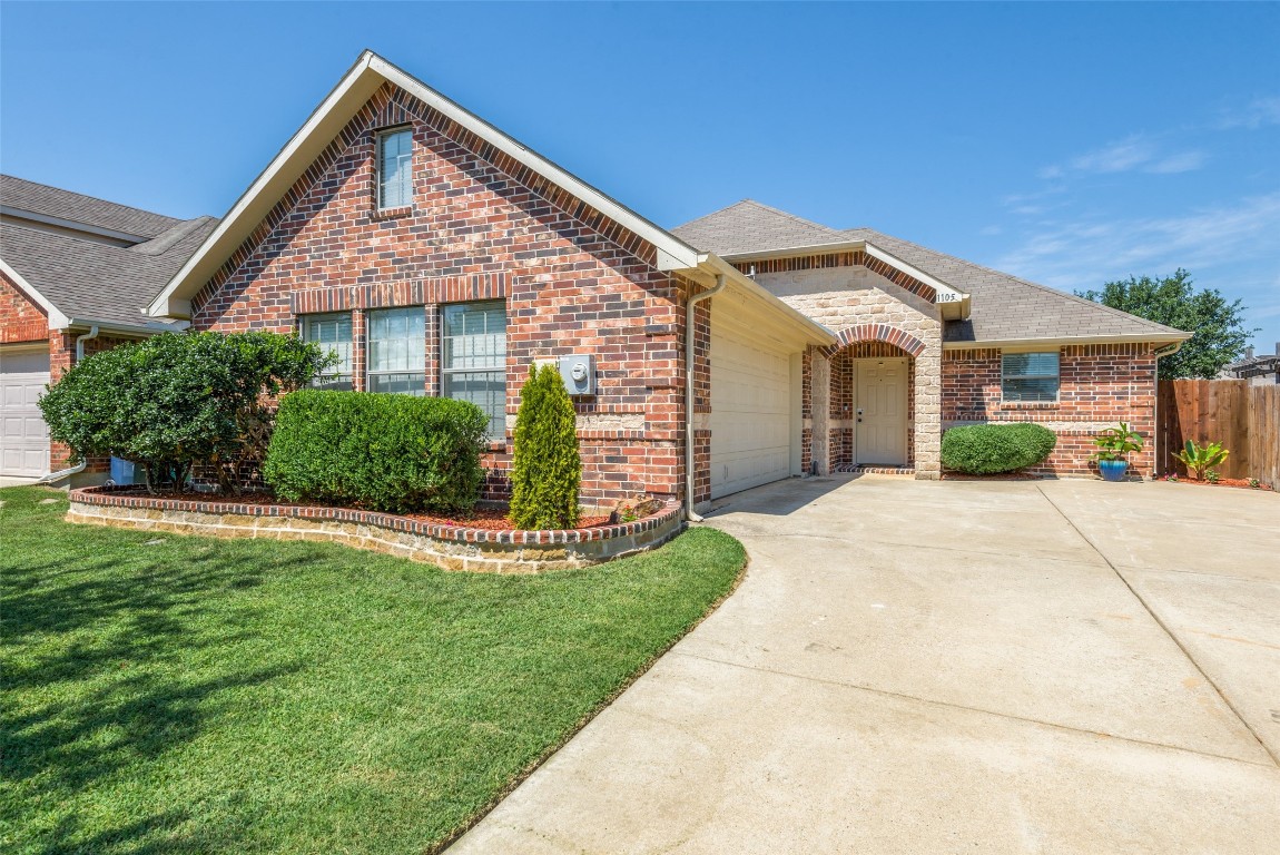1105 Tallahassee Drive Denton TX 76208