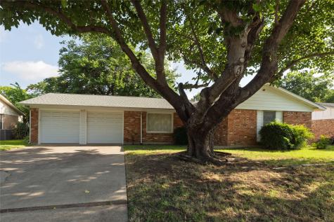 5621 Ammons Street Haltom City TX 76117