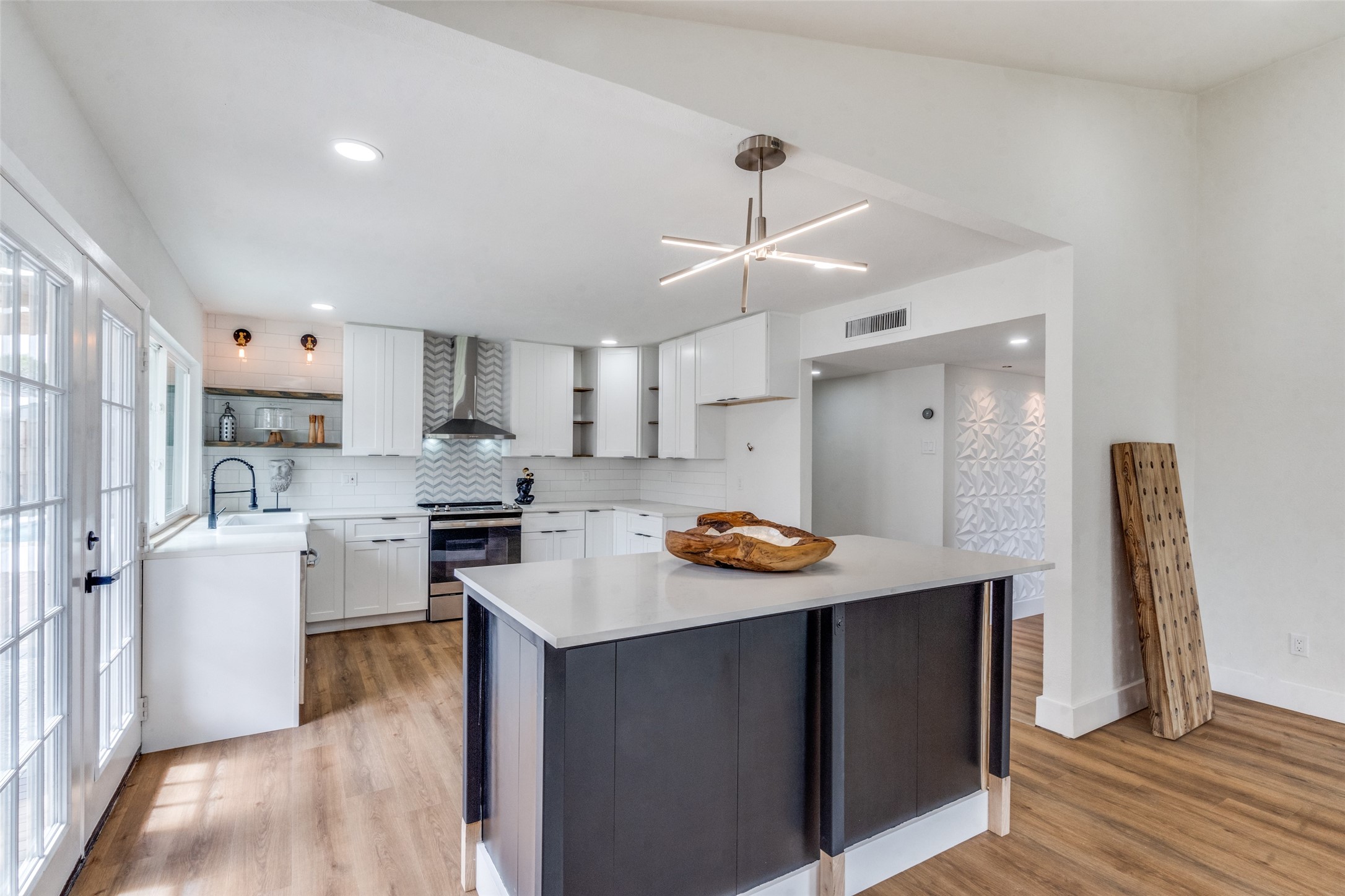 5037 Walker Drive The Colony TX 75056