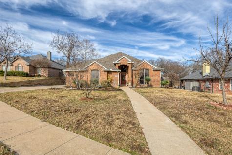 7613 Woodhaven Drive North Richland Hills TX 76182