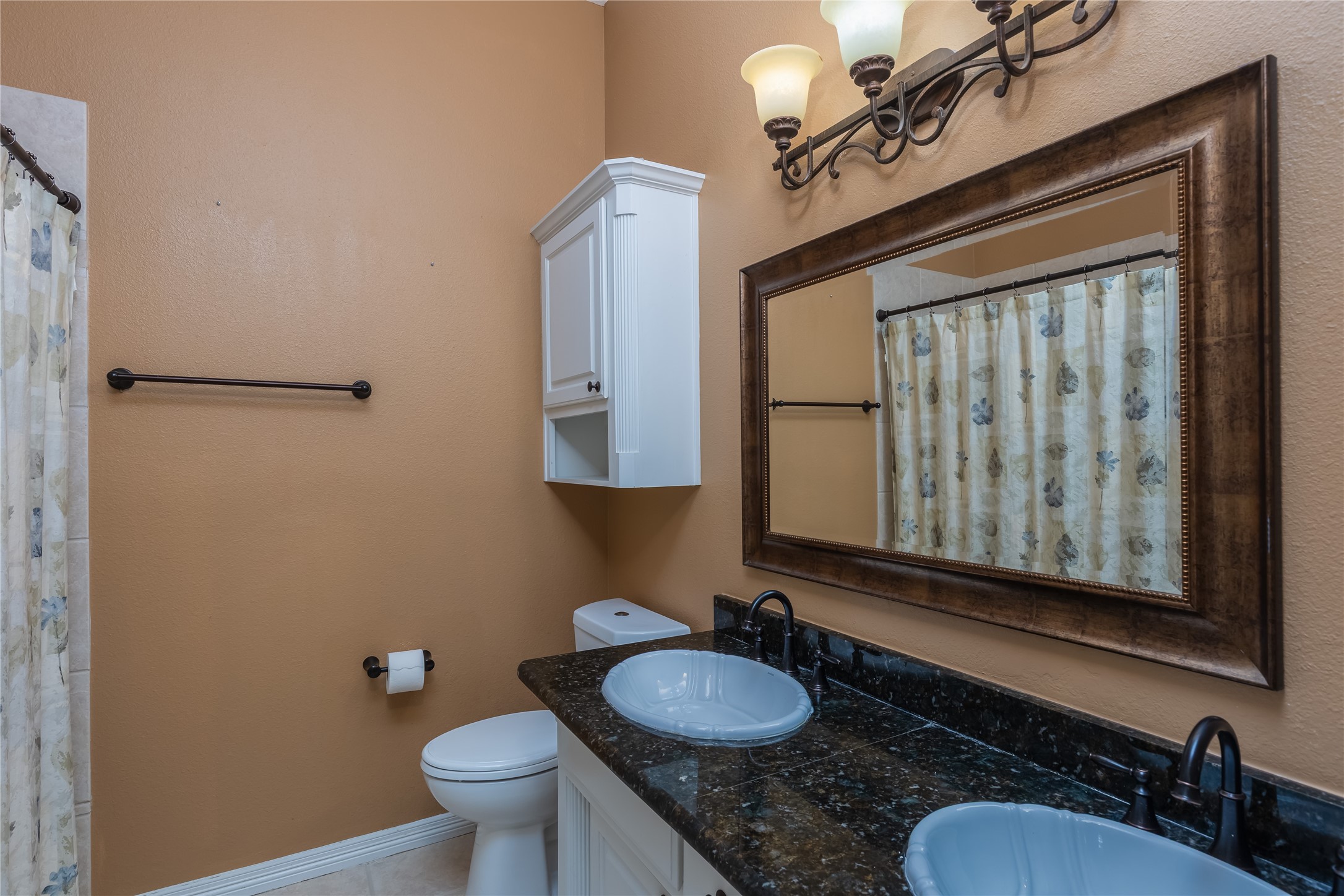7613 Woodhaven Drive North Richland Hills TX 76182
