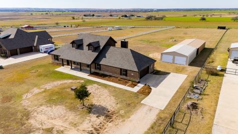 186 County Road 4430 Rhome TX 76078