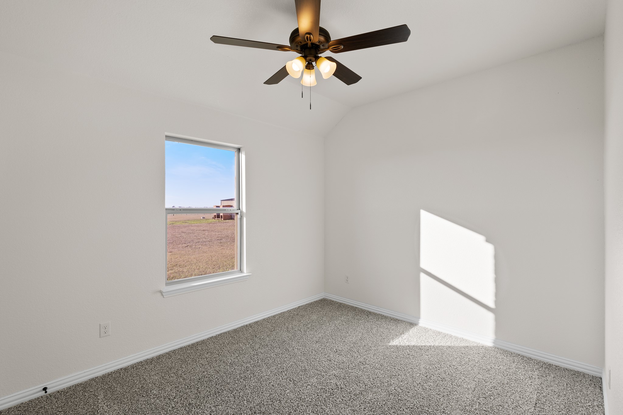 186 County Road 4430 Rhome TX 76078