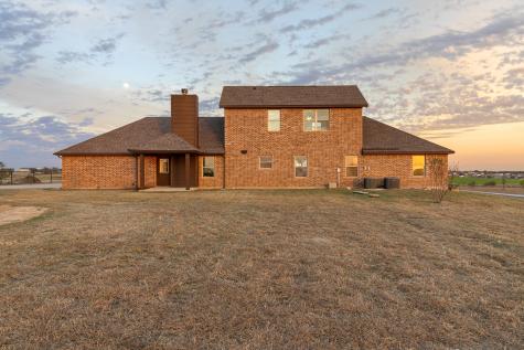 186 County Road 4430 Rhome TX 76078