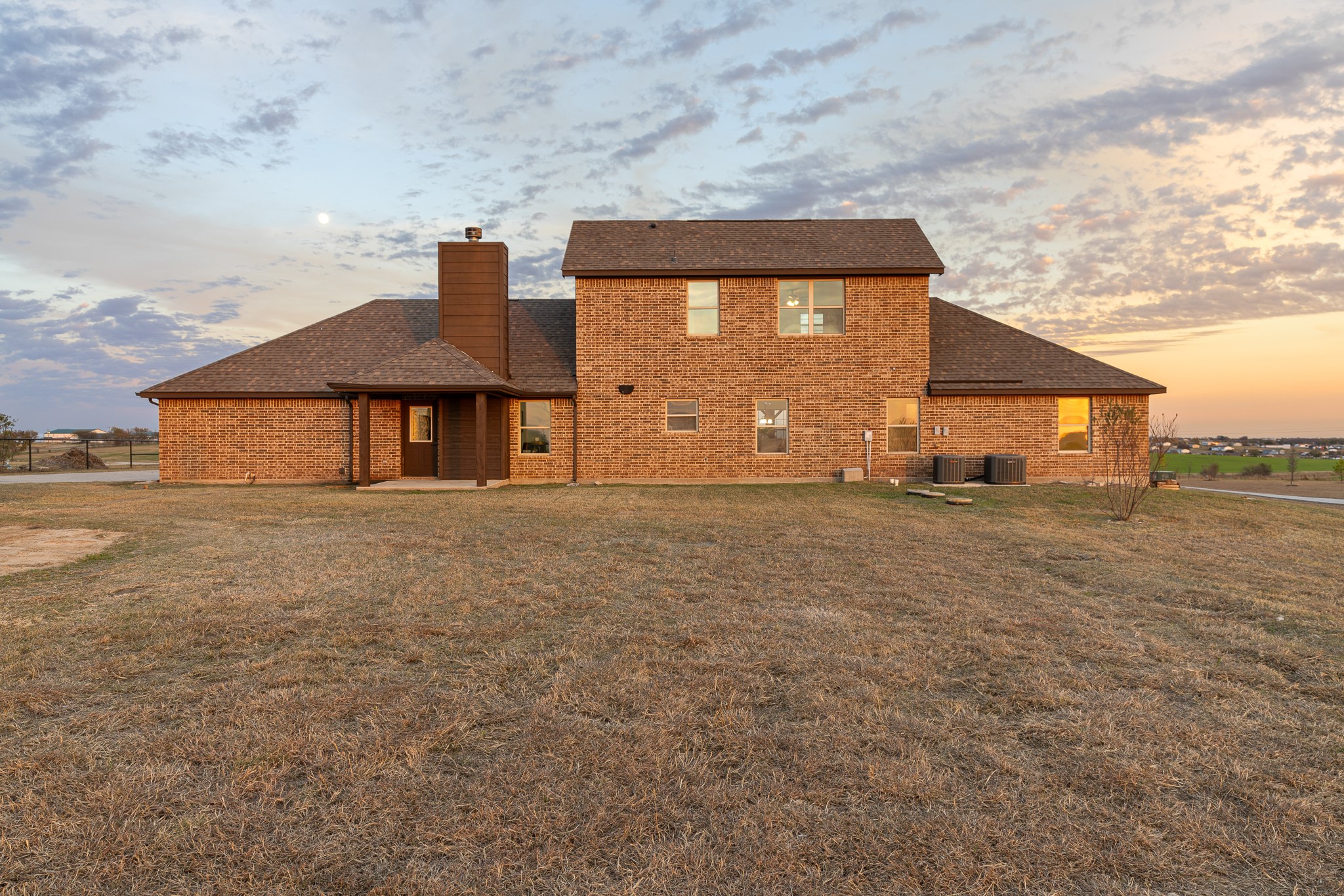 186 County Road 4430 Rhome TX 76078
