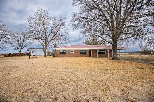 1031 County Road 15140 Blossom TX 75416
