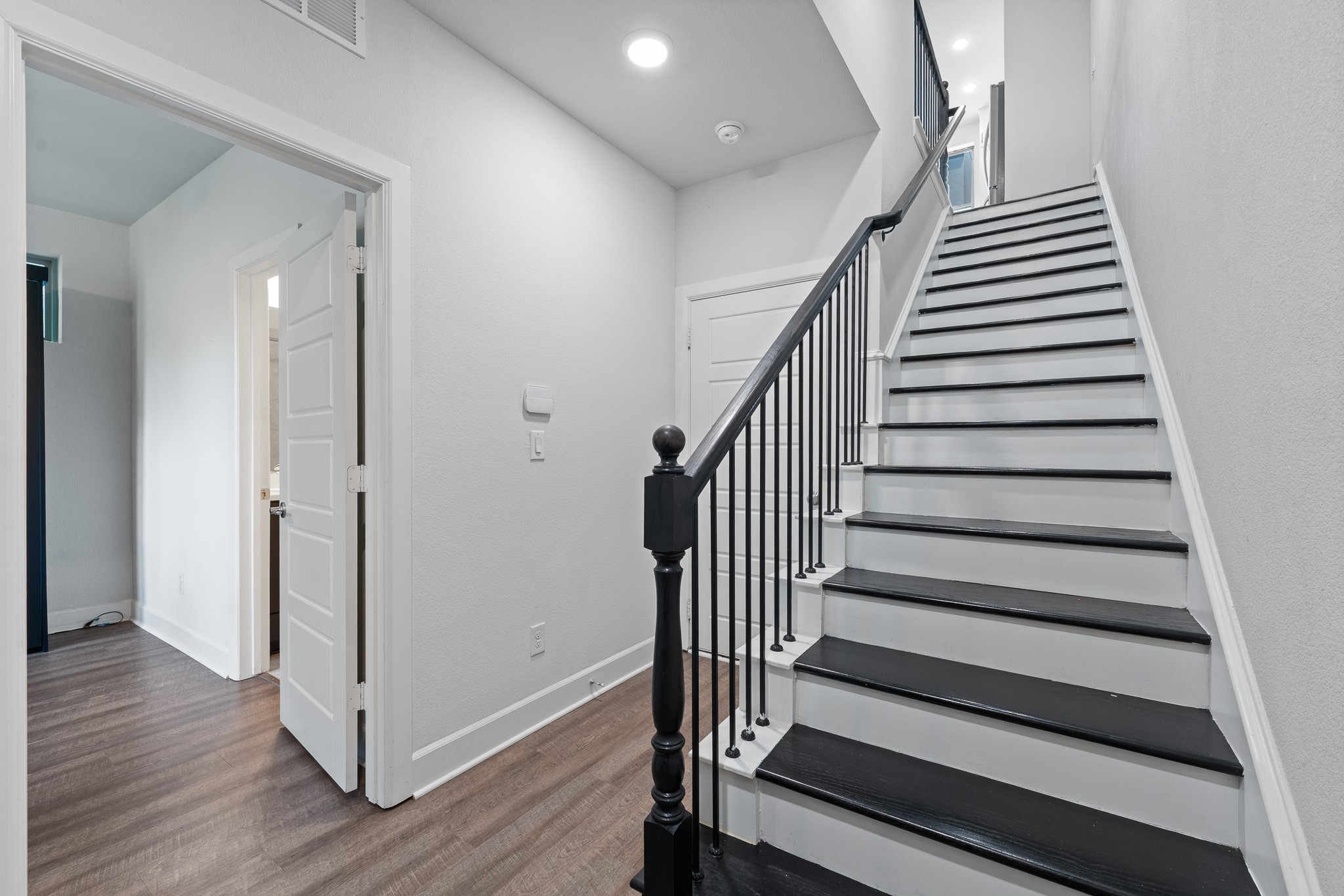 2739 Flowering Peach Lane Dallas TX 75212
