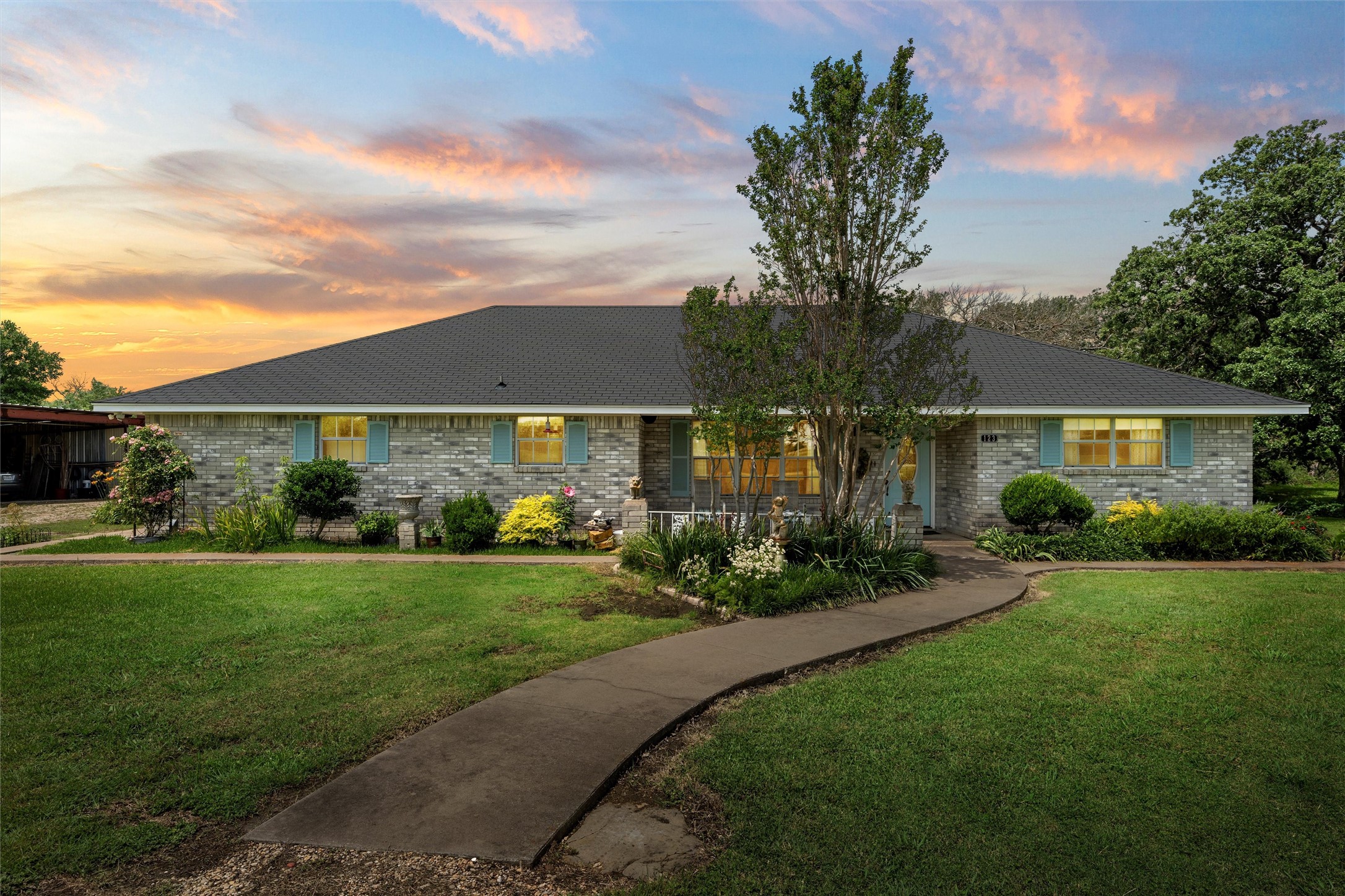 123 Lone Creek Drive West TX 76691